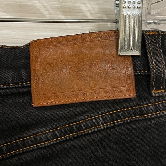 VERSACE Jeans - Picture 7 of 16